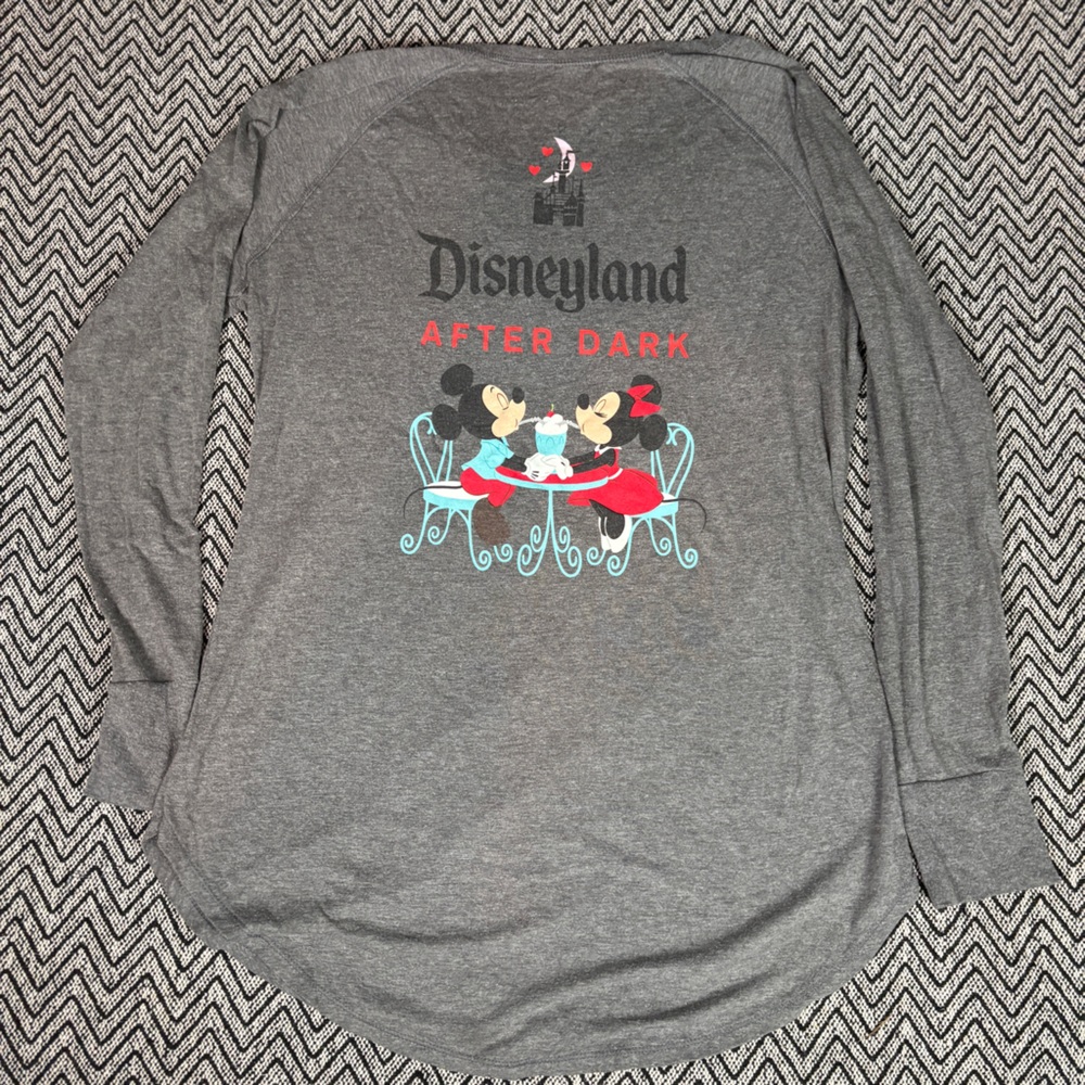 Disneyland After Dark Sweat hearts Night Gray Long Sleeve Shirt